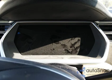 2013 Tesla Model S z USA, uszkodzony, nr VIN 5YJSA1CN7DFP20339